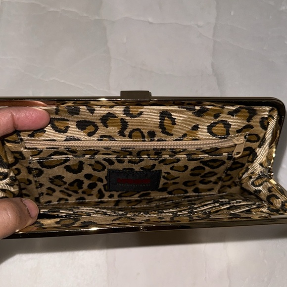 HOBO clutch